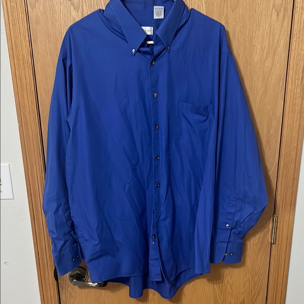 Van Heusen Men's Blue Dress Shirt